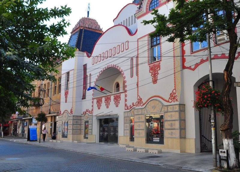 teatrul de arta Deva (1)